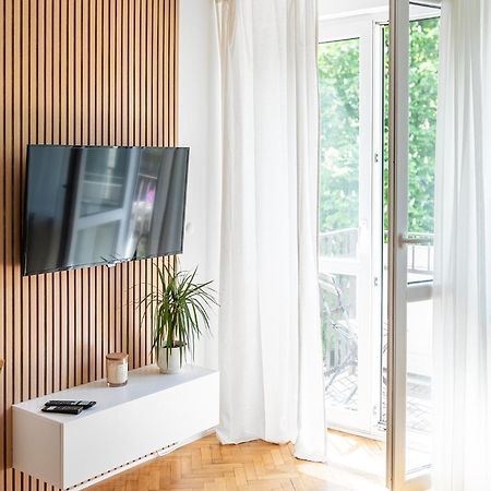 Rentplanet - Apartamenty Przy Palacu Kultury I Nauki 华沙 外观 照片
